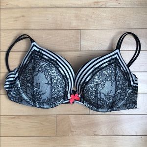 Victoria Secret Very Sexy Push-up Bra